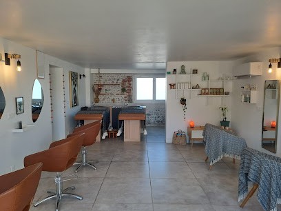 Salon L'Âme Agit, Salon de Coiffure à Balma