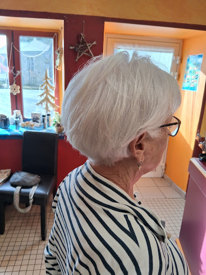 Mille Et Une Coupes, Coiffeur à Hénon