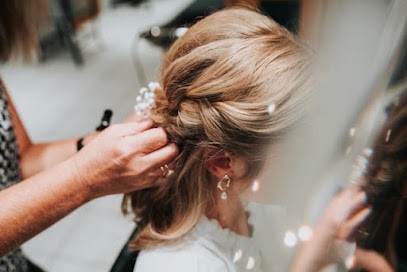Marie Lombardi Haute Coiffure | Versailles, Salon de Coiffure à Versailles