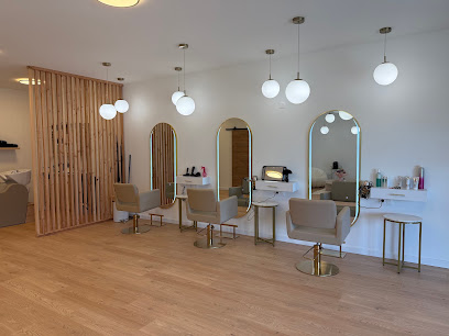 Maison De La Beauté Coiffeur à Longages