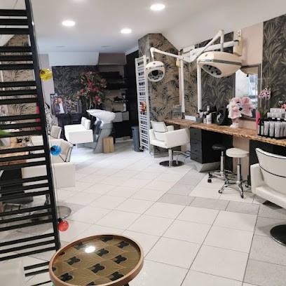 Sarl L Atelier Du Cheveu, Salon de Coiffure à Coray
