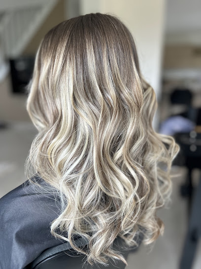 Charlène Coiffure (Coiffeuse À Domicile), Coiffeur à Venise