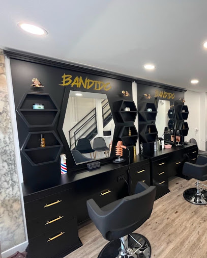 Coiffeur Bella Barbier à Paris 11