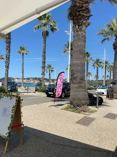 Le Cocon By B Coiffure Holistique, Salon de Coiffure à Six-Fours-les-Plages