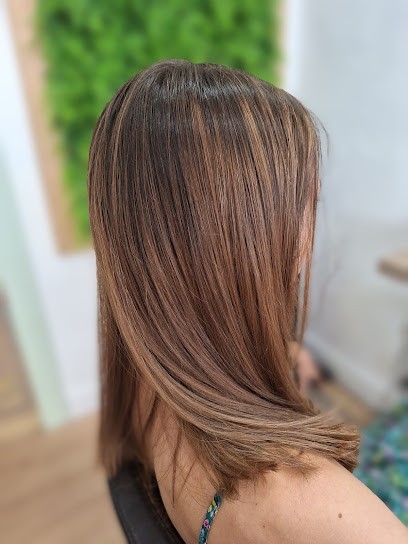 Coiffure 27 By Elodie, Salon de Coiffure à Draguignan