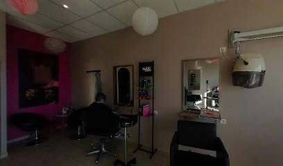 O Coup De Ciseaux, Salon de Coiffure à Saint-Affrique-les-Montagnes
