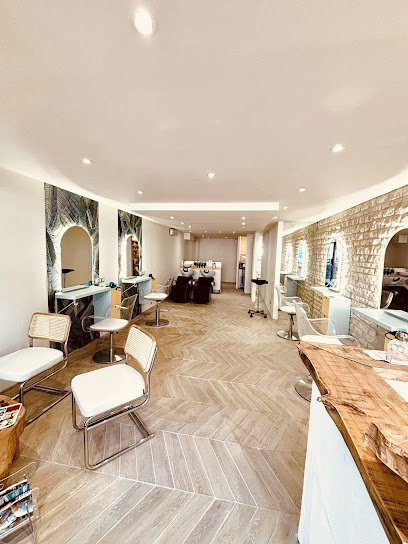 Flobio Salon De Coiffure Bio Coiffeur à Deauville