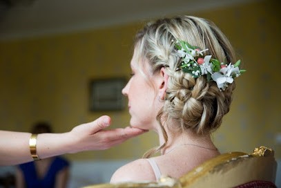 Mademoiselle Isa'belles, Coiffeur à Domicile à Mormant