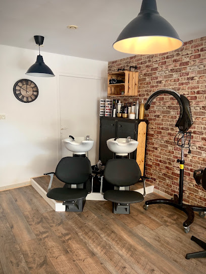 L'atelier D'olga, Coiffeur à Teuillac