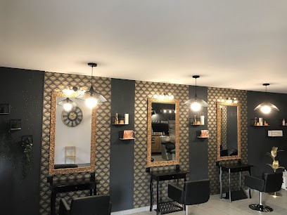 A La Découverte, Salon de Coiffure à Bayonne