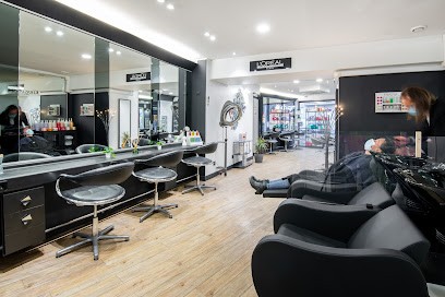 Jeremy Delcourt, Salon de Coiffure à Longjumeau