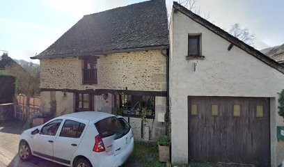 Céline Maisonneuve épis Tête, Salon de Coiffure à Monceaux-sur-Dordogne