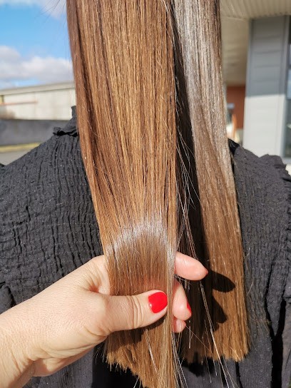 Ines K Coiffure, Salon de Coiffure à Mozac