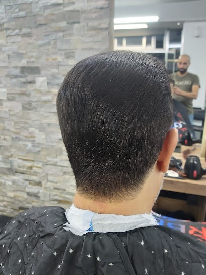 Glacière Coiffure Homme-Enfant- Barbe, Salon de Coiffure à Paris 13