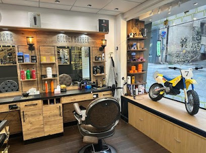 Golden Barber Shop, Salon de Coiffure à Mayenne