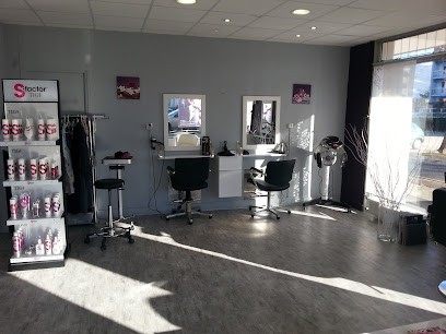 M Style, Salon de Coiffure à Vic-le-Comte