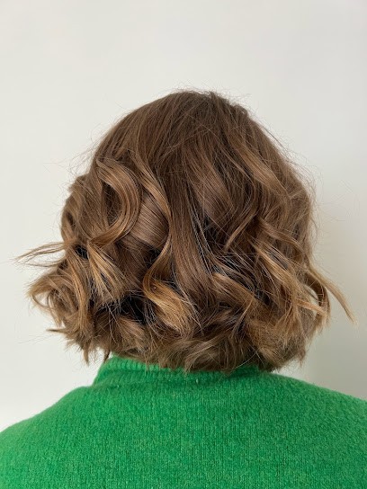 Mad'Âme C - Coiffeuse à Domicile, Salon de Coiffure à Saint-Jean-de-Luz