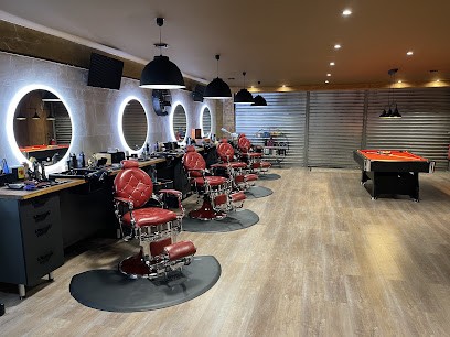 Family's Barber, Barbier à Coulommiers