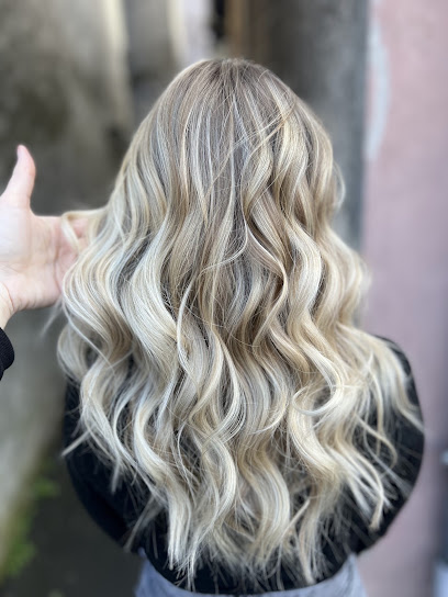 Morgane N, Coiffeur à Berthelming