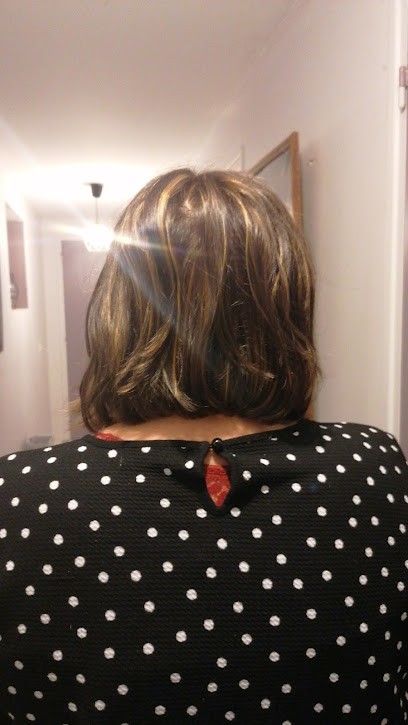 L' Image In R Coiffeur Visagiste Créateur D'image, Salon de Coiffure à Saint-Renan