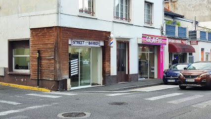 Street Barber, Barbier à Lourdes