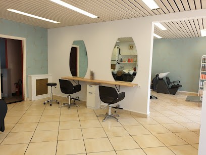 Esprit Coiffure, Salon de Coiffure à Plabennec