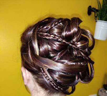 Tête en L'Hair, Salon de Coiffure à Villeneuve-en-Perseigne