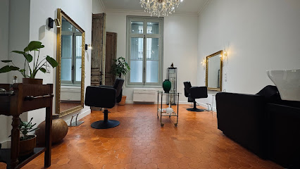 Le Salon De Diane Coiffeur à Sète