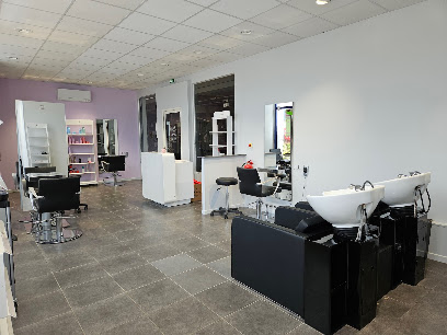 Les Fées De Beauté Coiffeur à Varennes-sur-Allier