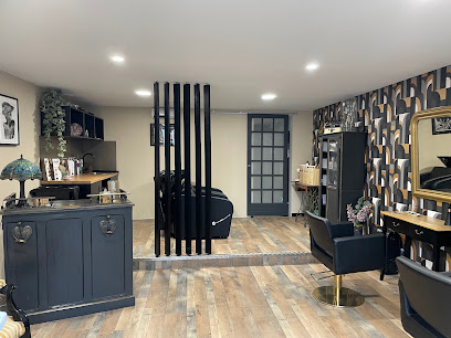 Le Salon De Véro À Monta Coiffeur à Vendays-Montalivet