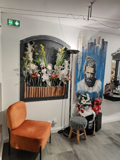 DG Coiffure, Salon de Coiffure à Treffléan