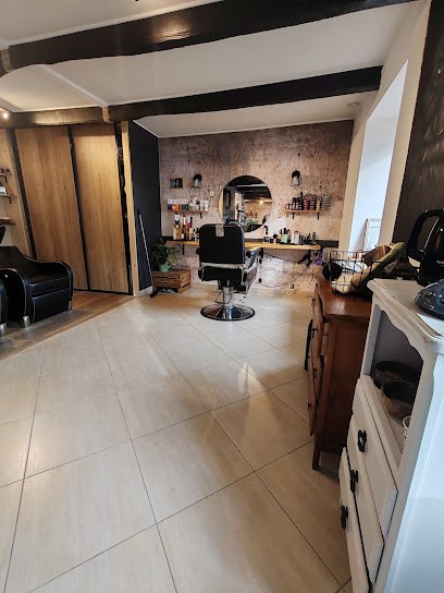 Chez Salomé Barbershop, Salon de Coiffure au Croisty