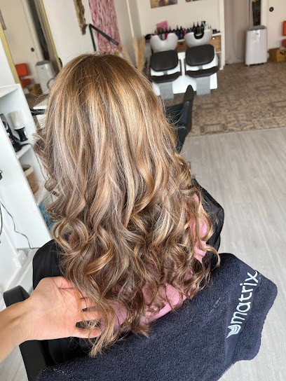 Karelise Coiffure, Salon de Coiffure à Saint-Dié-des-Vosges