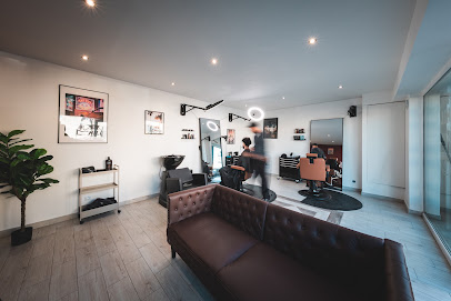 Barber Shop - The Chill House La Rochelle Barbier à la Rochelle