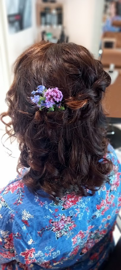 L'Atelier Instant D, Salon de Coiffure à Luzech