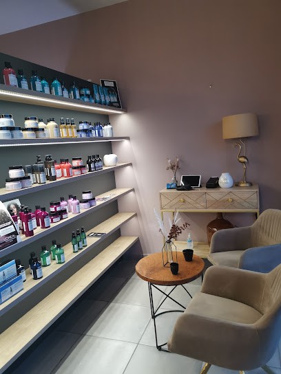 Virginie Color style, Salon de Coiffure à Saint-Martin-de-Crau