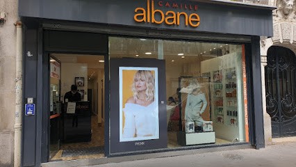 CAMILLE ALBANE, Salon de Coiffure à Paris 15