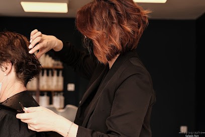 Mon P'tit Salon - Coiffeur- Expert Soins Capillaires Et Traitement Sur Mesure Du Cuir Chevelu, Salon de Coiffure à Plérin