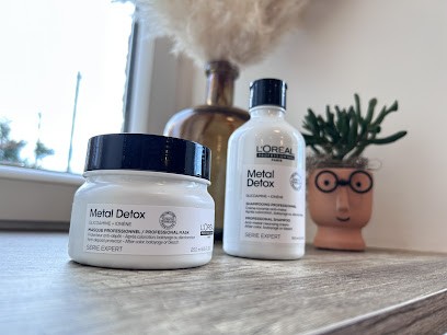 Charlène Coiffure, Salon de Coiffure à Coutances