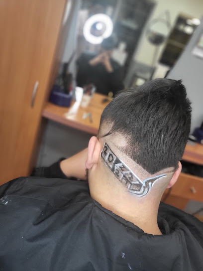 Delux Barber Coiffeur à Sully-sur-Loire