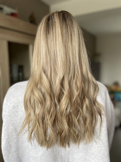 L' Atelier De Chacha, Coiffeur à Domicile à Osny