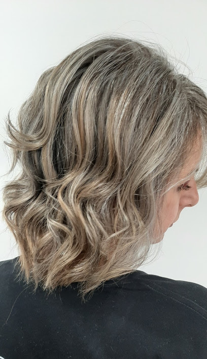 Stelle'hair Coiffeur à Aubepierre-Ozouer-le-Repos