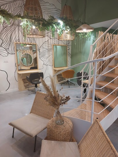 DANS LE VENT, Salon de Coiffure à Oudon