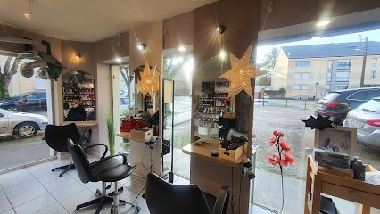 Salon Anissia, Salon de Coiffure à Laval