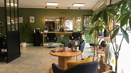 La Coiffure by Emi, Salon de Coiffure à Évreux