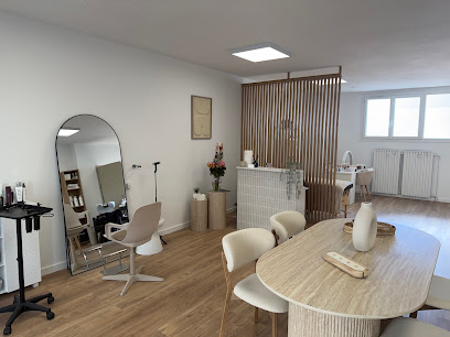 Studio46 Coiffeur à Hyères