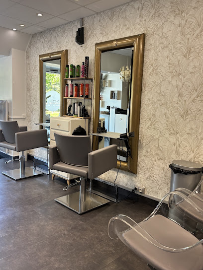 La Maison Du Cheveu Coiffeur à Perros-Guirec