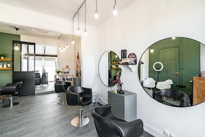 Les Cheveux De Zoé, Salon de Coiffure à Bavay