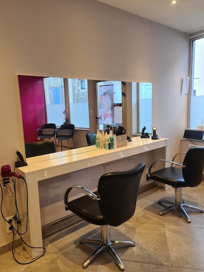 Harmant Johanne, Salon de Coiffure aux Riceys