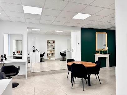 Arrêt Coiffure, Salon de Coiffure à Clermont-Ferrand